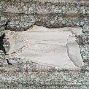 Donna Karen linen tunic, gd thread detail high low hem